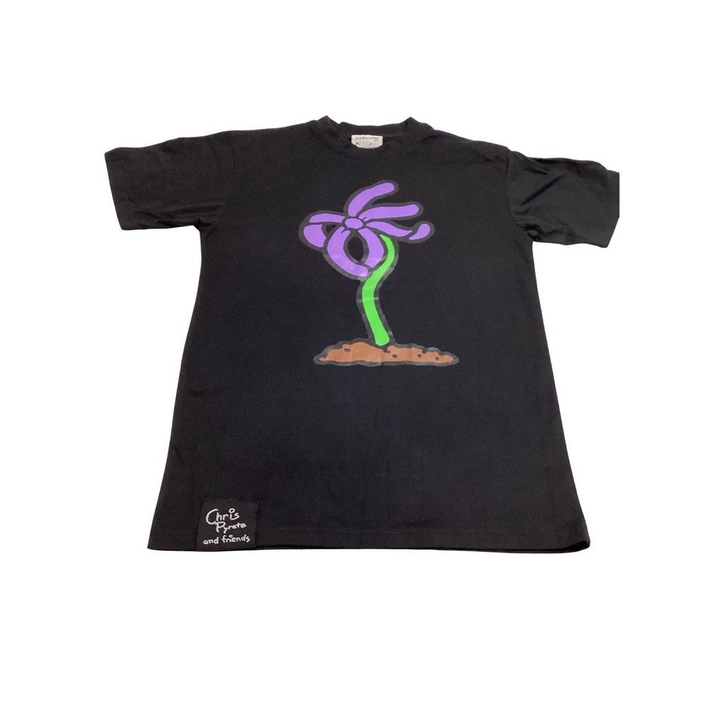 Chris Pyrate and Friends Black‎ Graphic T-Shirt Purple Flower Mens Medium 2021